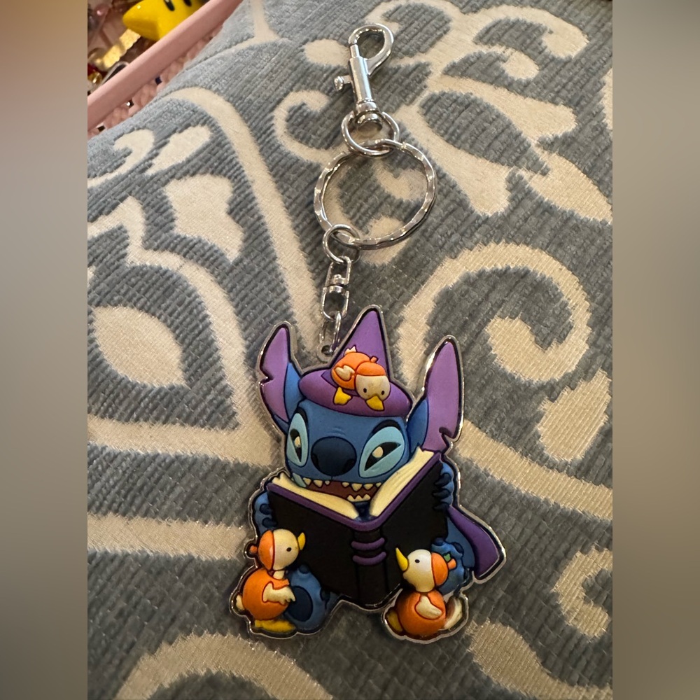 Disney’s Stitch Wizard Silver Character Keychain